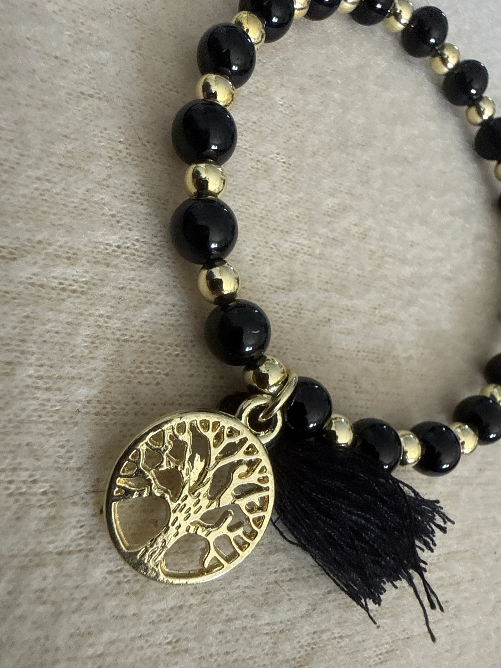 Bracelet tourmaline noire et hématite avec arbre de vie et pompon – photo 2